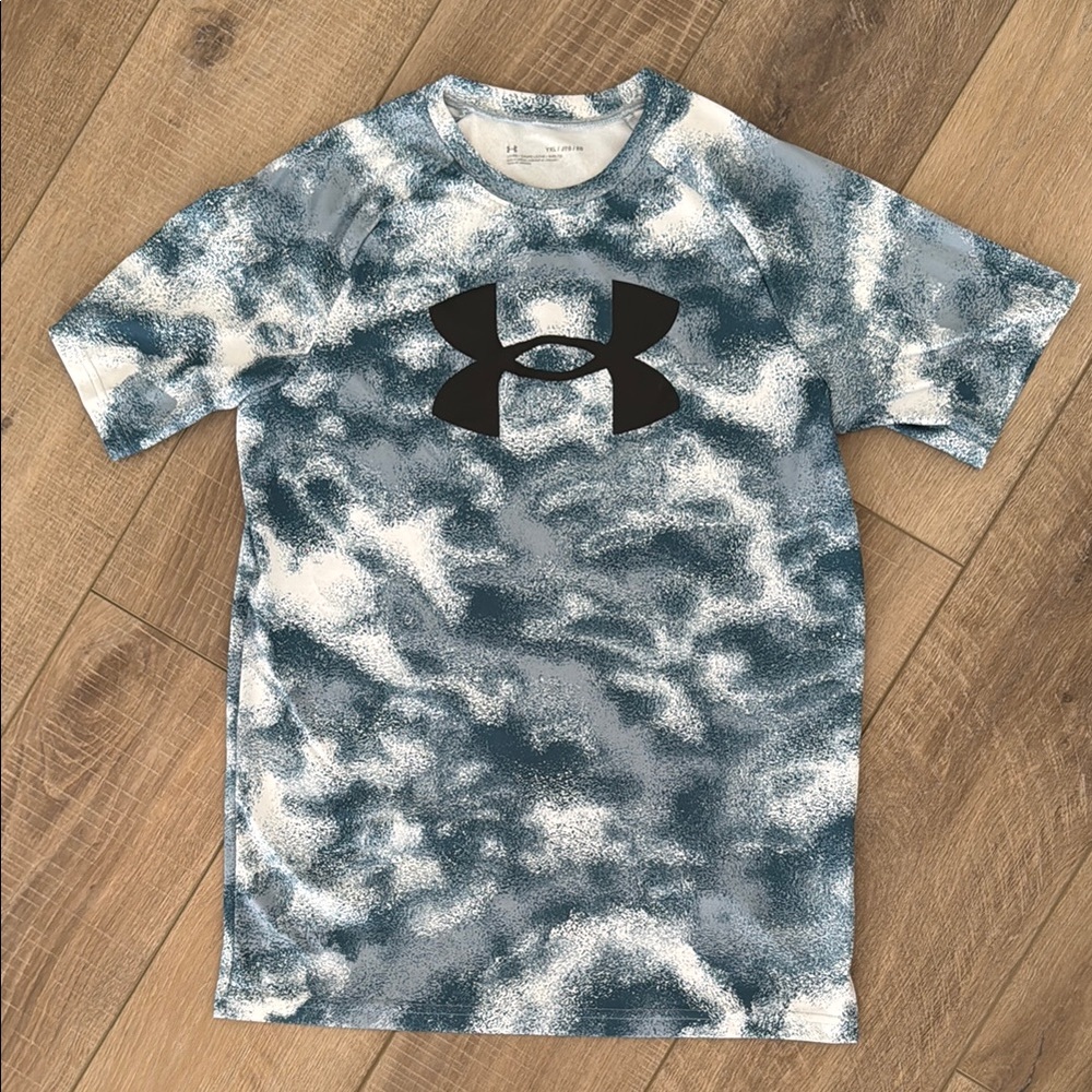 Under Armour Camouflage Tee in Blue and White